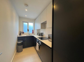 Star London Station Road 3-Bed Haven